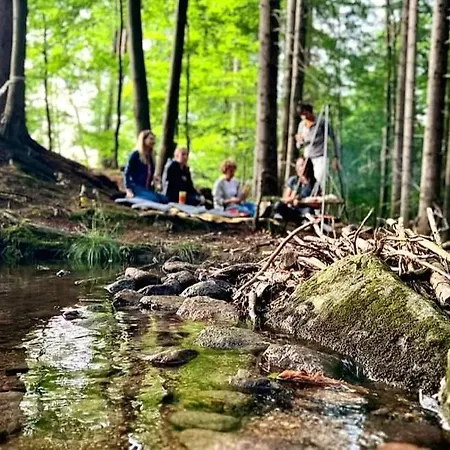 Nad Zlotym Potokiem 아파트